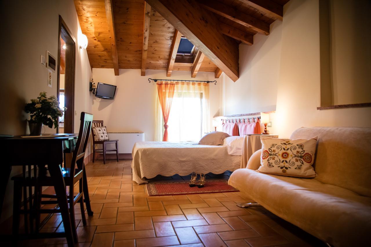 Agriturismo Villa Dei Mulini Volta Mantovana Exterior photo