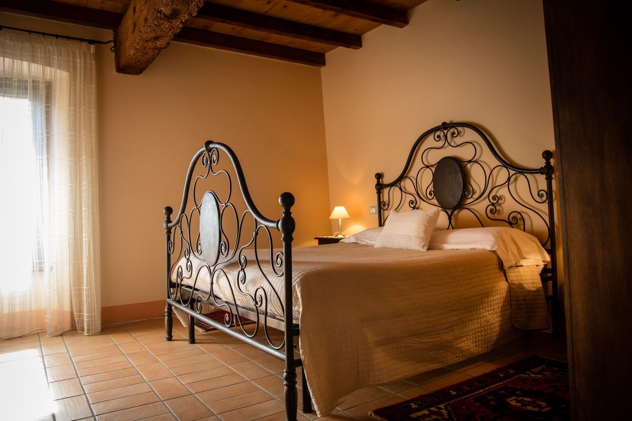 Agriturismo Villa Dei Mulini Volta Mantovana Exterior photo