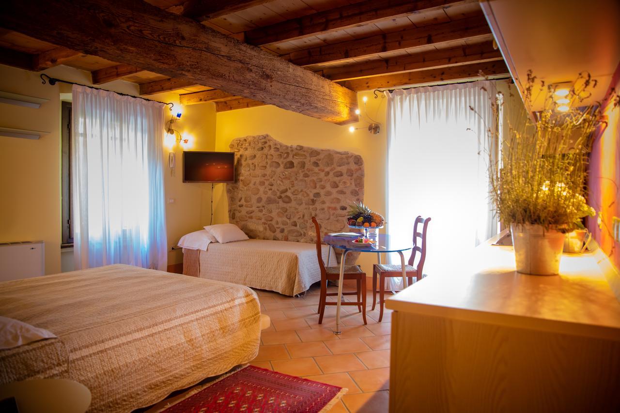 Agriturismo Villa Dei Mulini Volta Mantovana Exterior photo